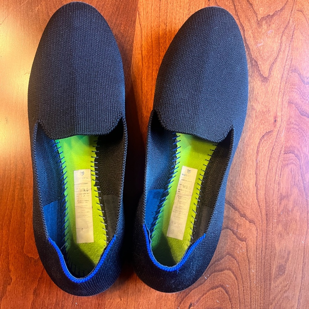 Rothys Loafer - size 9.5 - black